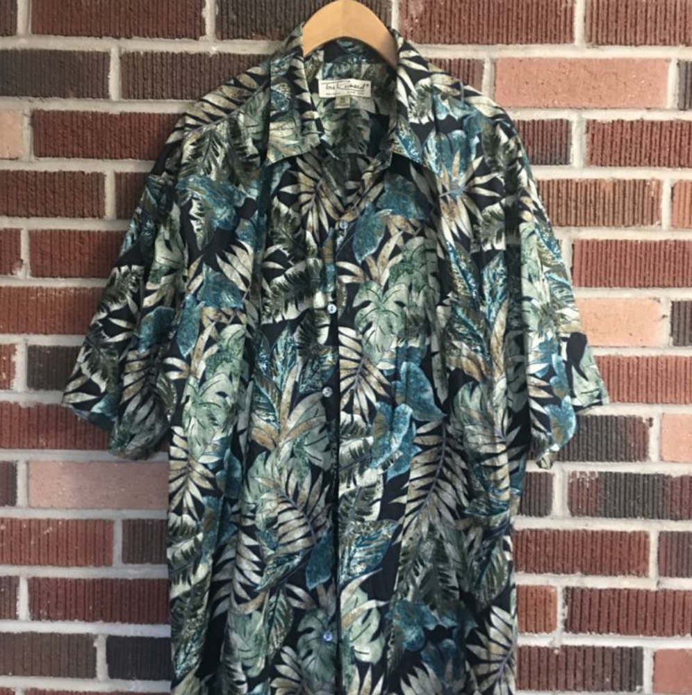 Tori Richard Hawaiian Men's Short Sleeve Shirt